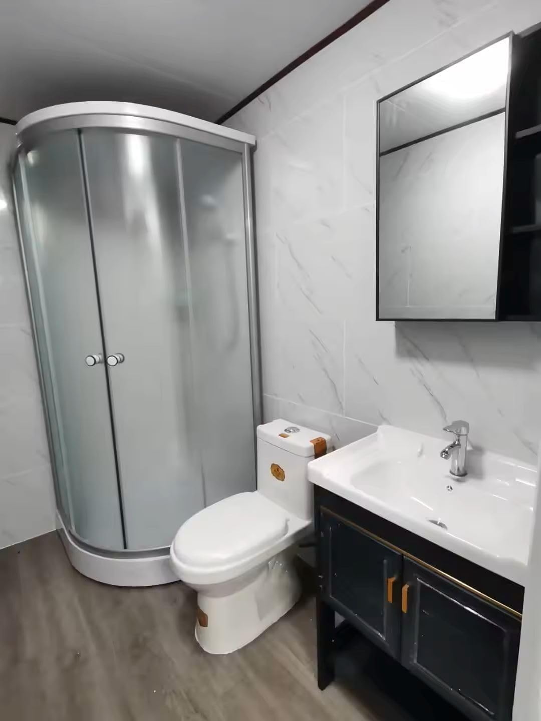 Tiny Home 20x40ft Foldable Prefab House 1 Kitchen, 1 Bathroom, 3 Rooms, 1 Living - Tiny Homes Outlet